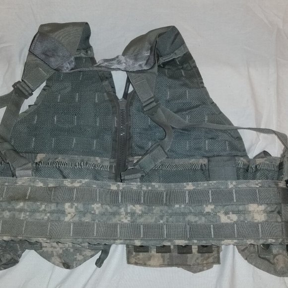 MOLLE II ACU FLC TACTICAL FIGHTING LOAD CARRIER VEST CHEST RIG & POUCHES JJ 1025 - Picture 12 of 13